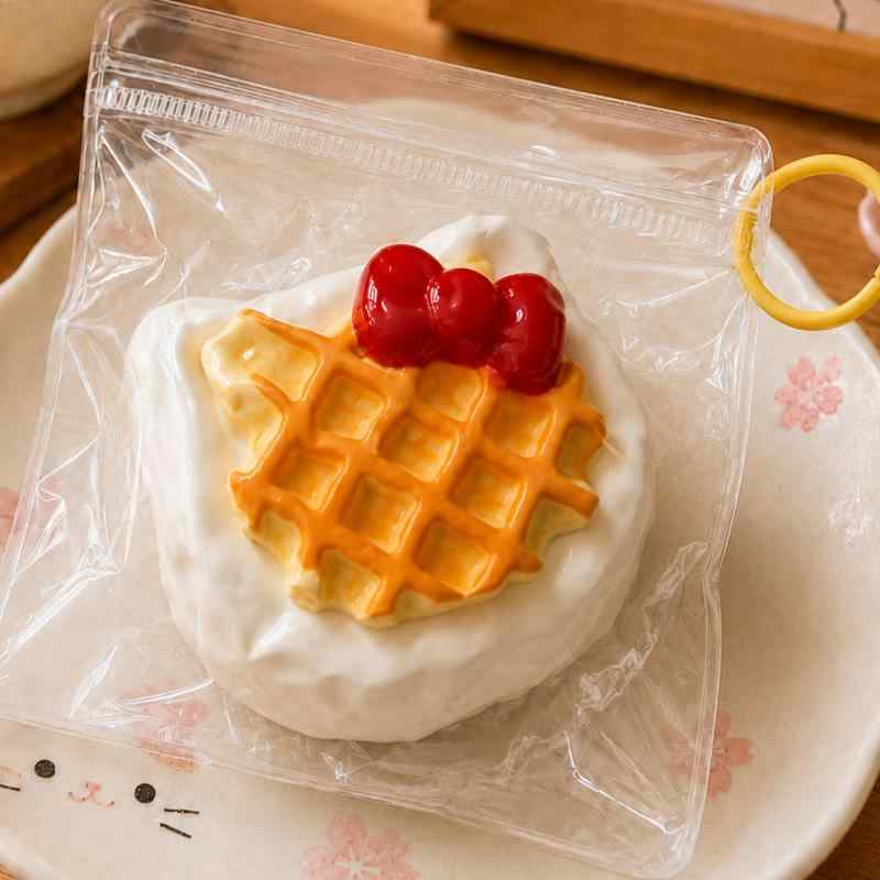 CHALAN スクイーズ ビッグサイズ おもちゃ もちもち ぷにぷに 水感 癒し系 かわいい ストレス解消 肉球 牛乳ケーキ デザート ウサギ ふわもち 面白い 玩具 柔らかい 触感いい 握る玩具 感覚お astershop-10736970 アスターショップ パッケージ画像