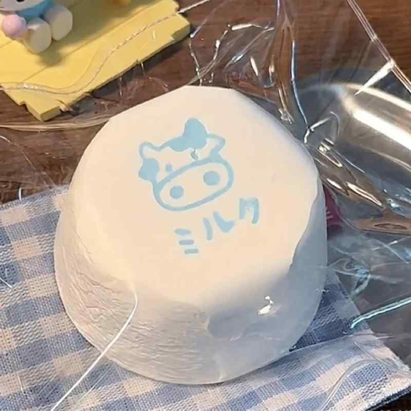 スクイーズケーキ おもちゃ もちもち 水感スクイーズ ぷにぷに 食品グレードシリコン 手作り 低反発 新感触 ストレス解消 暇つぶし 減圧グッズ 子供 大人 兼用 astershop-10781738 アスターショップ サンプル画像3