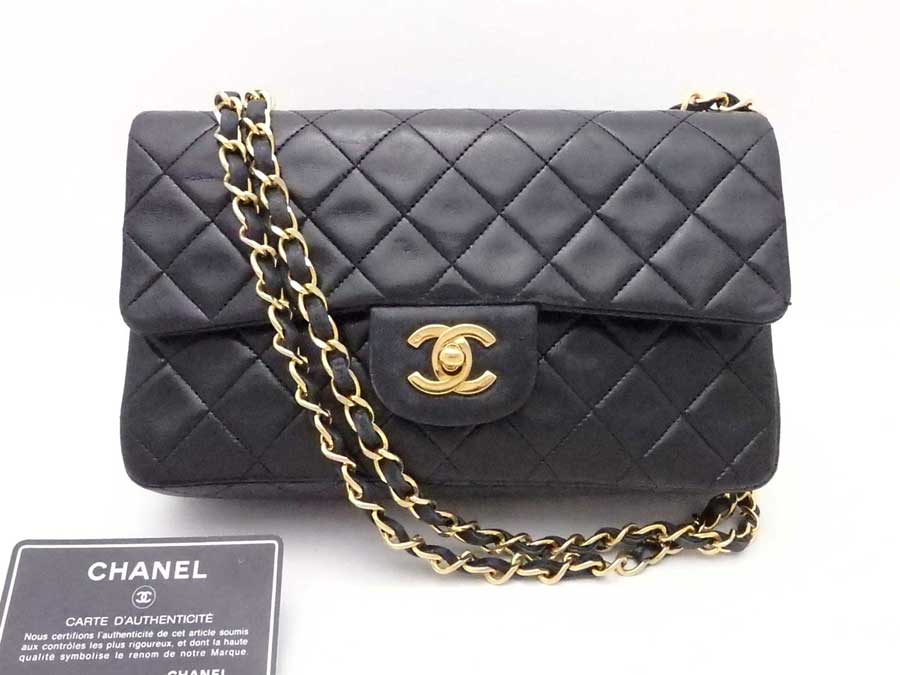 シャネル CHANEL ショルダーバッグ マトラッセ ダブルフラップ レザー/メタル ブラックxゴールド レディース 送料無料【中古】 e53552a