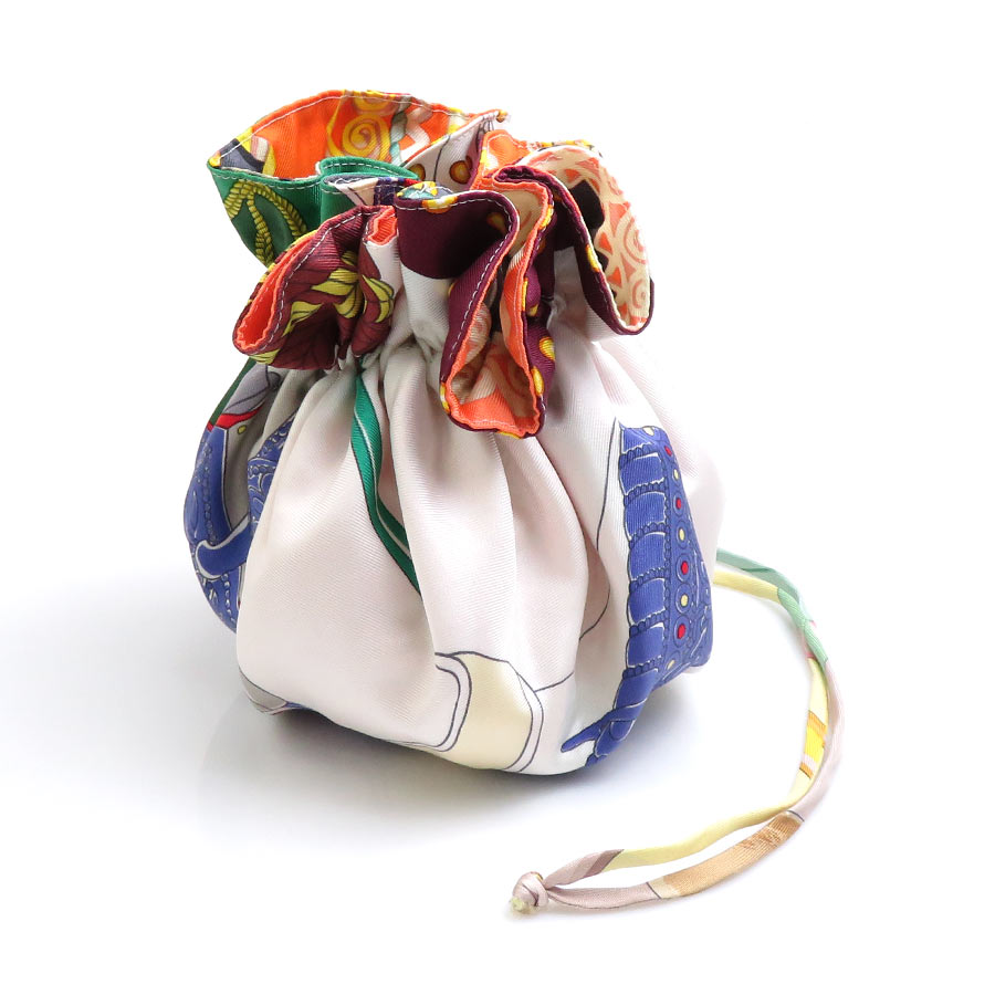 エルメス HERMES ポーチ 巾着ポーチ プティアッシュ プチH シルク マルチカラー ユニセックス 送料無料【中古】 e56410iのサムネイル