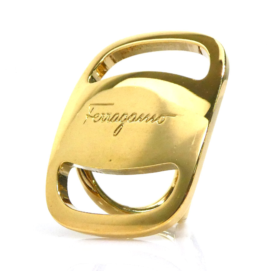 ブランドバリューのサルヴァトーレフェラガモ Salvatore Ferragamo スカーフリング ヴァラ メタル ゴールド レディース 送料無料【中古】 e60247g｜アングル3