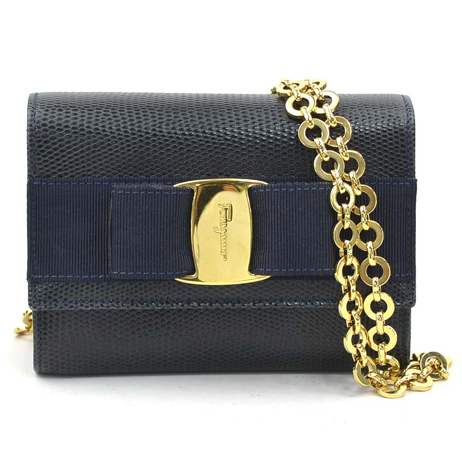 Rakuten - サルヴァトーレフェラガモ Salvatore Ferragamo ショルダーバッグ ヴァラリボン 型押しレザー ネイビー レディース 送料無料【中古】 56652k