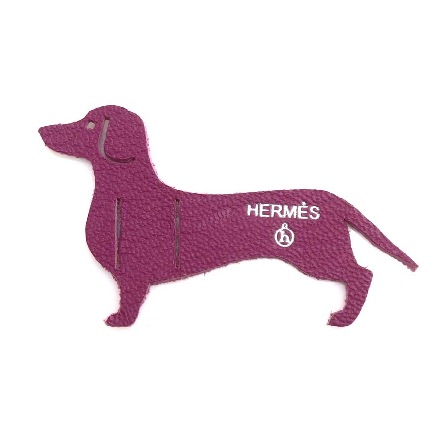 Rakuten - エルメス HERMES チャーム リボンチャーム プティアッシュ ダックスフント レザー パープル ユニセックス 送料無料【中古】 r11237c
