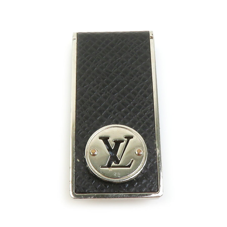 海外販売対応(Global shipping)ルイ ヴィトン LOUIS VUITTON　 マネークリップ ブラック/シルバー メタル パンス ア ビエ ネオ LV クラブ メンズ M63069 送料無料 【中古】 h32408a クリックで拡大します 商品詳細 商品の状態 【金具部分】キズ 商品ランク AB / 程度の良い中古品：多少使用感はございますが、キズや汚れが少なめで比較的程度が良い商品 正式名称 パンス ア ビエ ネオ LV クラブ サイズ 縦：4.7cm x 横：2cm サイズガイドはこちら 素材 メタル 型番 M63069 カラー ブラック/シルバー シリアル番号 OB0158 生産国 イタリア 付属品 保存箱、保存袋 商品番号 h32408a 商品ランクについて 商品ランク AB N / 新品：一度も使用されてない商品 S / 新品同様：使用感のない商品 A / 美品：全体的に綺麗な商品 AB / 程度の良い中古品：多少使用感はございますが、キズや汚れが少なめで比較的程度が良い商品 B / 使用感のある商品：使用感はございますが、まだまだお使いいただけます C / ジャンク品：使用感がかなりあり、修理が必要