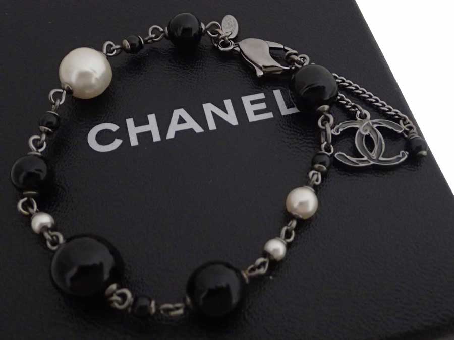 シャネル CHANEL ブレスレット ココマーク ブラックxホワイト 金属素材xフェイクパールxエナ ...