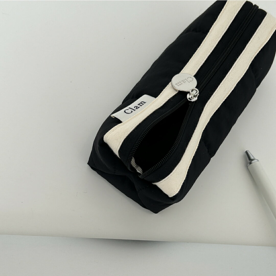 【Clam正規販売店】【NEW】Clam Round Pencilcase Quilting black 韓国 ブランド ...