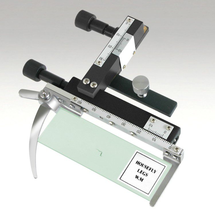 Bresser LCDデジタル顕微鏡 3.5インチ液晶搭載 50-500倍 500万画素 撮影可能 5201000
