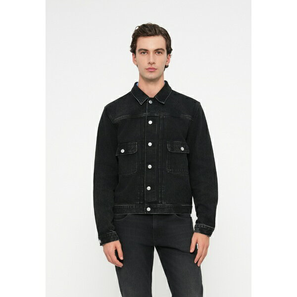 ■トップスサイズ 単位(cm) USサイズ｜胸囲(cm) XS(32-34in)｜84 S(34-36in)｜88 M(36-38in)｜94 L(38-40in)｜100 XL(42-44in)｜106 ■ブランド Tommy Jeans (トミーヒルフィガー)■商品名 PLEATED - Denim jacket - denim black■素材 ■モデル着用サイズ ■こちらの商品は米国・ヨーロッパからお取り寄せ商品となりますので、 お届けまで10〜14日前後お時間頂いております。 ■各ブランド・商品・デザインによって大きな差異がある場合がございます。 ■あくまで平均的なサイズ表ですので、「参考」としてご利用ください。 ■店内全品【送料無料】です！（※沖縄・離島は別途送料3,240円がかかります）