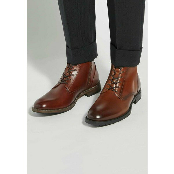 デューンロンドン メンズ ブーツ シューズ CARRSONS BURNISHED - Lace-up ankle boots - brown