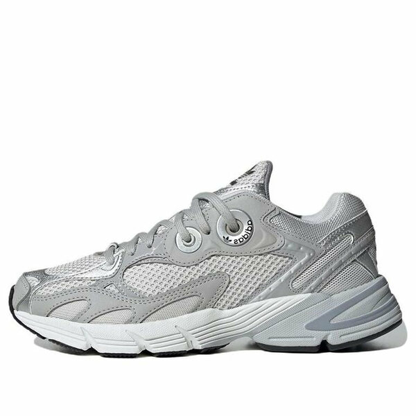 ■ブランド adidas(アディダス)■商品名 (WMNS) adidas Astir 'Triple Grey' GZ3569■色 Gray/Silver■サイズ サイズ US_W_11 ■表記の日本サイズは参考サイズとなります。実際のサイズとは前後する可能性がございます。 ■海外からお取り寄せ商品となりますので、お届けまで2週間〜3週間お時間頂いております。 ■返品・交換の対象外となっております。 ■店内全品【送料無料】です！（※沖縄・離島は別途送料3,300円がかかります） サイズ別価格表 (サイズをクリックして商品ページに飛んでください) サイズ 価格 US_W_4.5 31,800円 US_W_5 30,800円 US_W_5.5 32,800円 US_W_6 31,800円 US_W_6.5 31,800円 US_W_7 32,800円 US_W_7.5 32,800円 US_W_8 46,800円 US_W_8.5 80,800円 US_W_9 77,800円 US_W_9.5 52,800円 US_W_10 73,800円 US_W_10.5 70,800円 US_W_11 59,800円 US_W_11.5 97,800円 US_W_12 83,800円 US_W_12.5 104,800円 US_W_13 79,800円