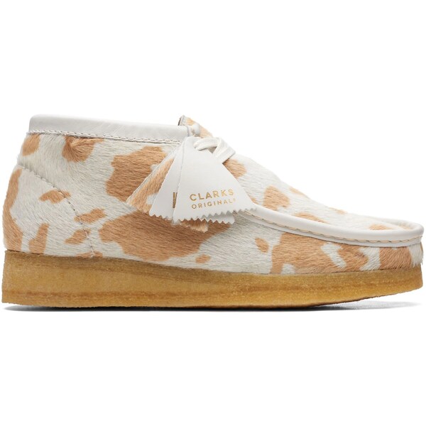 Clarks クラークス レディース スニーカー 【Clarks Originals Wallabee Boot】 サイズ US_7W(24cm) Tan Cow Print (Women's)