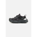 ホカオネオネ メンズ バスケットボール スポーツ HOPARA 2 - Hiking shoes - black
