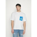 リンドーバーグ メンズ サンダル シューズ OVERSIZED TEE - Print T-shirt - white