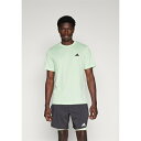 AfB_X Y oXPbg{[ X|[c TRAIN ESSENTIALS TRAINING - Sports T-shirt - semi green spark/black