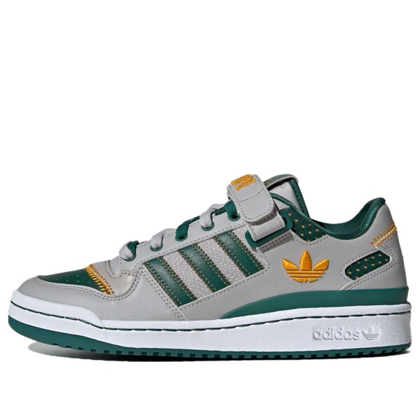 ■ブランド adidas(アディダス)■商品名 adidas originals FORUM 'Green Grey ' IE0475■色 ■サイズ サイズ US_7.5(25.5cm) ■表記の日本サイズは参考サイズとなります。実際のサイズとは前後する可能性がございます。 ■海外からお取り寄せ商品となりますので、お届けまで2週間〜3週間お時間頂いております。 ■返品・交換の対象外となっております。 ■店内全品【送料無料】です！（※沖縄・離島は別途送料3,300円がかかります） サイズ別価格表 (サイズをクリックして商品ページに飛んでください) サイズ 価格 US_M_4 31,800円 US_M_4.5 39,800円 US_M_7 30,800円 US_M_7.5 34,800円 US_M_8 36,800円 US_M_8.5 38,800円 US_M_9 32,800円 US_M_9.5 33,800円 US_M_10 32,800円 US_M_10.5 35,800円 US_M_11 39,800円 US_M_12.5 34,800円