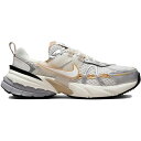 Nike ナイキ レディース スニーカー 【Nike V2K Run Khaki Metallic Silver (Women's)】 サイズ US_W_10.5 White/Khaki/Metallic Silver/White(4)