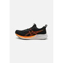 アシックス メンズ ランニング スポーツ GEL-PULSE 16 - Road running shoes - black/nova orange