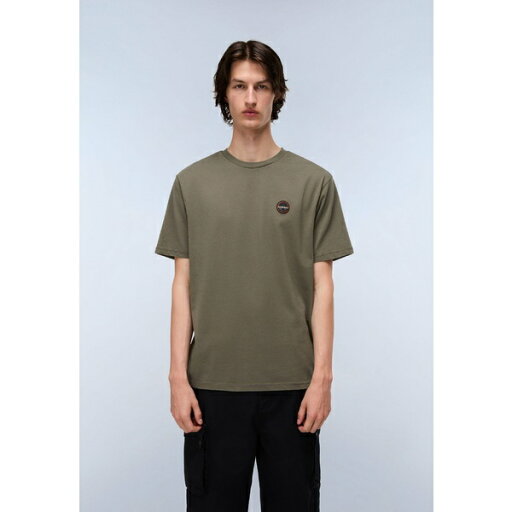 ナパピリ メンズ サンダル シューズ BADGE - Basic T-shirt - tea leaf ナパピリ メンズ サンダル シューズ BADGE - Basic T-shirt - tea leaf