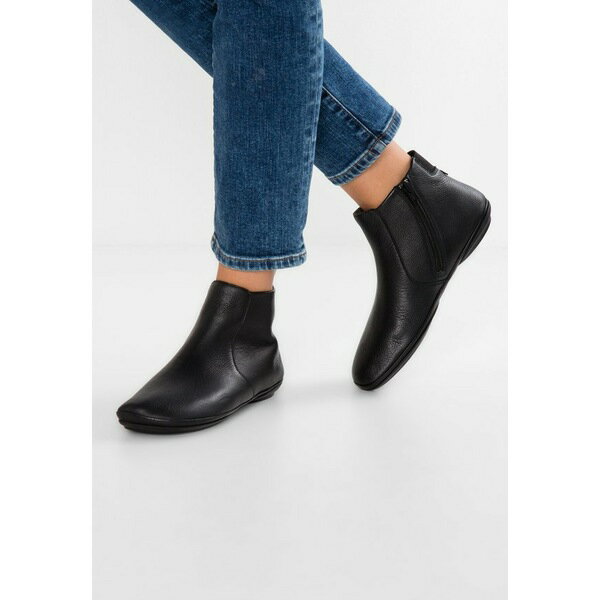 カンペール ブーツ レディース カンペール レディース ブーツ シューズ RIGHT NINA - Ankle boots - black