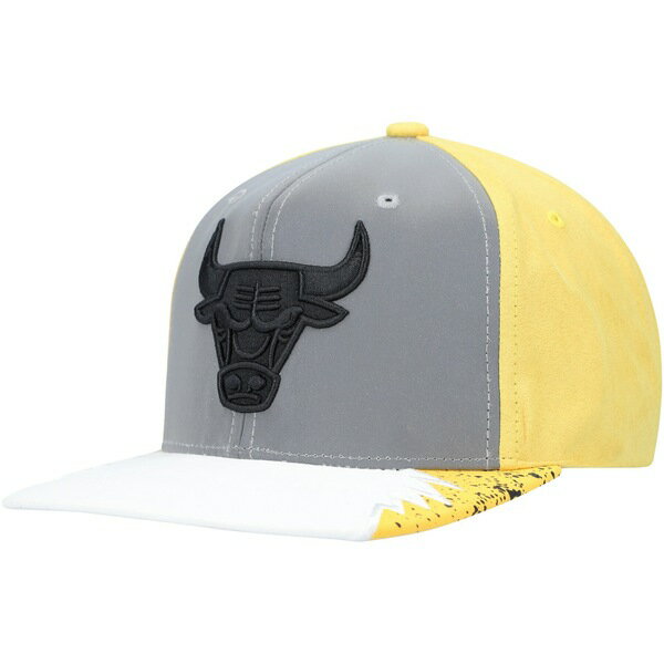 ミッチェル＆ネス ミッチェル&ネス メンズ 帽子 アクセサリー Chicago Bulls Mitchell & Ness Day 5 Snapback Hat Gray/Yellow