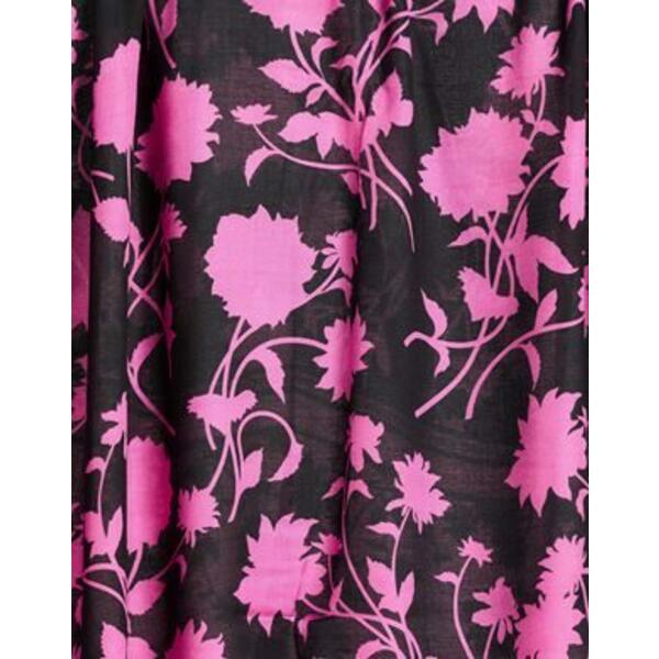 【送料無料】 ヴェルサーチ レディース マフラー・ストール・スカーフ アクセサリー Scarves Pink