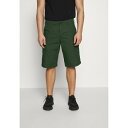 カーハート メンズ カジュアルパンツ ボトムス REGULAR CARGO COLUMBIA - Shorts - cypress rinsed(4)