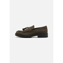 ピア ワン メンズ ドレスシューズ シューズ UNISEX - Smart slip-ons - dark brown(4)