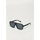 プリヴェ ルヴォー メンズ サングラス・アイウェア アクセサリー CLEVELANDER - Sunglasses - matte black(4)