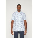 トラビスマヒュー メンズ サンダル シューズ FLOURISH BUTTON UP - Shirt - white