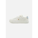 トミー ヒルフィガー レディース スニーカー シューズ ESSENTIAL CHIC COURT - Trainers - ecru/breezy blue