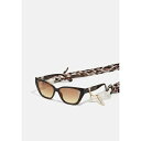 QX fB[X TOXACEFA ANZT[ Sunglasses - brown