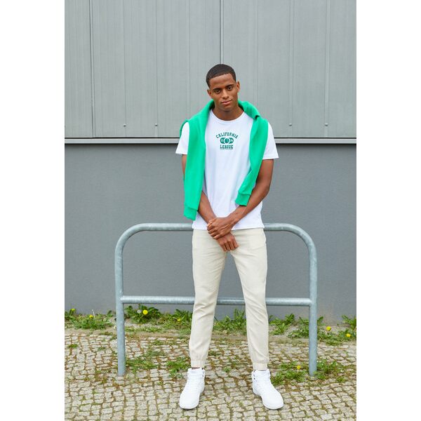 ピア ワン メンズ カジュアルパンツ ボトムス LINEN BLEND JOGGER - Trousers - tan