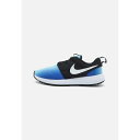 ナイキ メンズ バスケットボール スポーツ ROSHE G NEXT NATURE - Golf shoes - sky blue/white/black/hy...