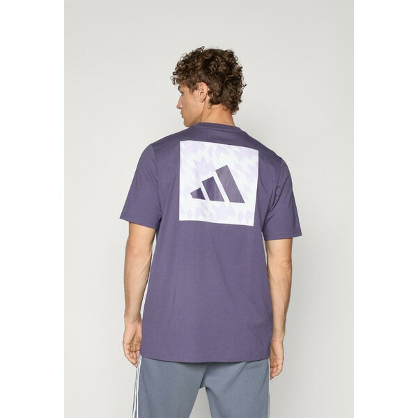 アディダス メンズ シャツ トップス MANCHESTER UNITED SEASONAL GRAPHIC TEE - Print T-shirt - trace purple(4)