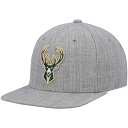 ミッチェル＆ネス ミッチェル&ネス メンズ 帽子 アクセサリー Milwaukee Bucks Mitchell & Ness 2.0 Snapback Hat Heathered Gray