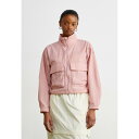 コロンビア レディース ジャケット&ブルゾン アウター PARACUTIE CROPPED CARGO - Windbreaker - eraser pink