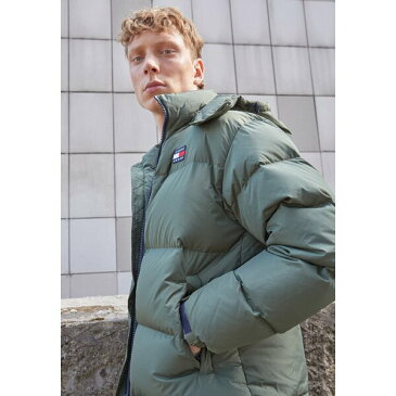 トミーヒルフィガー メンズ コート アウター ALASKA PUFFER - Down jacket - avalon green