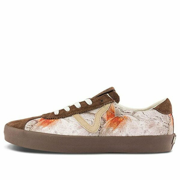 ■ブランド Vans(バンズ)■商品名 Vans Sport Low 'Chest Nut Orange' VN000CTDDGM■色 ■サイズ サイズ US_8.5(26.5cm) ■表記の日本サイズは参考サイズとなります。実際のサイズとは前後する可能性がございます。 ■海外からお取り寄せ商品となりますので、お届けまで2週間〜3週間お時間頂いております。 ■返品・交換の対象外となっております。 ■店内全品【送料無料】です！（※沖縄・離島は別途送料3,300円がかかります） サイズ別価格表 (サイズをクリックして商品ページに飛んでください) サイズ 価格 US_M_7.5 39,800円 US_M_8 39,800円 US_M_8.5 34,800円 US_M_9 30,800円 US_M_9.5 38,800円 US_M_10 28,800円 US_M_10.5 33,800円 US_M_11 38,800円 US_M_11.5 39,800円