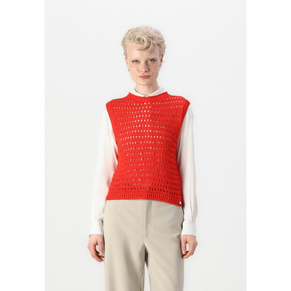 マーク ケイン レディース ジャケット&ブルゾン アウター Waistcoat - flame red
