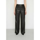 カルバンクライン レディース カジュアルパンツ ボトムス WIDE LEG PANTS - Trousers - black