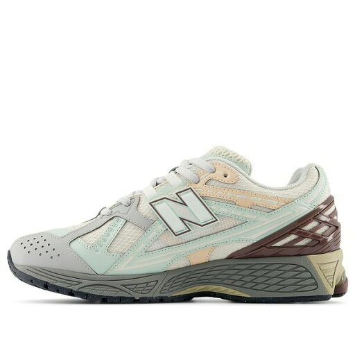 New Balance ニューバランス メンズ スニーカー 【New Balance 1906D 'Clay Ash Licorice' M1906ND】 サイズ US_5.5(23.5cm) New Balance ニューバランス メンズ スニーカー 【New Balance 1906D 'Clay Ash Licorice' M1906ND】 サイズ US_5.5(23.5cm)