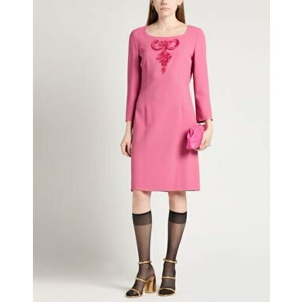 【送料無料】 モスキーノ レディース ワンピース トップス Midi dresses Pink
