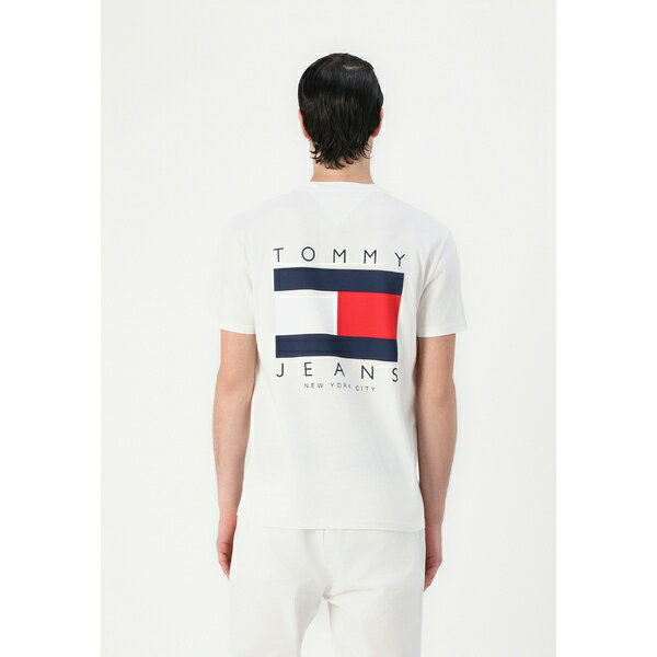 トミーヒルフィガー メンズ サンダル シューズ FLAG GRAPH - Print T-shirt - ecru