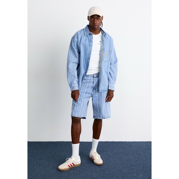 カーハート メンズ デニムパンツ ボトムス RYLAN - Denim shorts - blue stone bleached