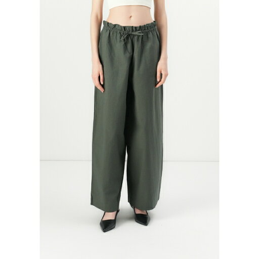 パルフォイス レディース カジュアルパンツ ボトムス Trousers - green パルフォイス レディース カジュアルパンツ ボトムス Trousers - green