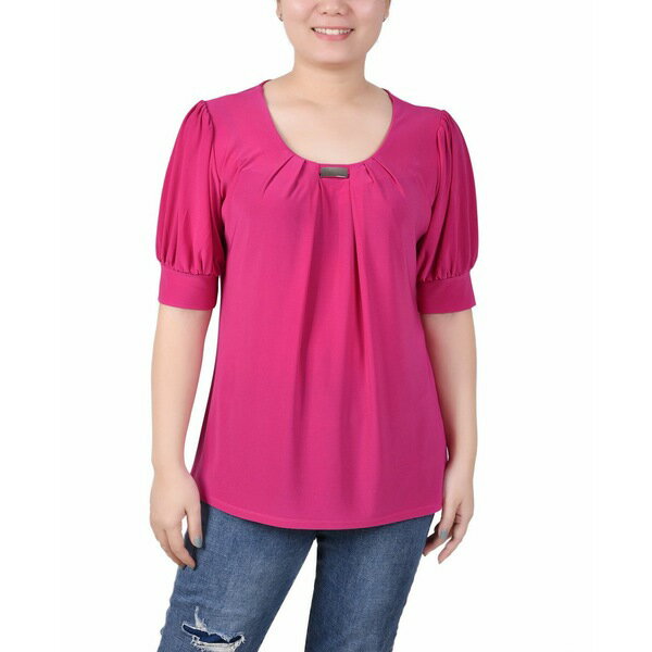 ニューヨークコレクション レディース カットソー トップス Women's Short Balloon Sleeve Top with Hardware Magenta