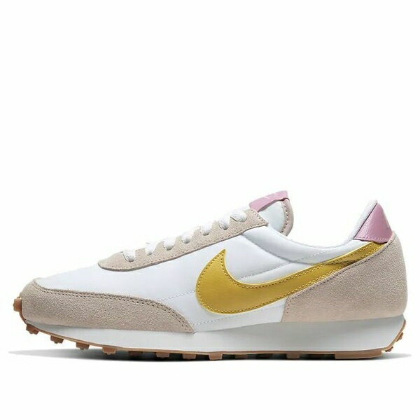 ■ブランド Nike(ナイキ)■商品名 (WMNS) Nike Daybreak 'Fossil Stone Saffron Quartz' CK2351-200■色 Gray/White/Fiery Red/Red■サイズ サイズ US_W_10 ■表記の日本サイズは参考サイズとなります。実際のサイズとは前後する可能性がございます。 ■海外からお取り寄せ商品となりますので、お届けまで2週間〜3週間お時間頂いております。 ■返品・交換の対象外となっております。 ■店内全品【送料無料】です！（※沖縄・離島は別途送料3,300円がかかります） サイズ別価格表 (サイズをクリックして商品ページに飛んでください) サイズ 価格 US_W_5 65,800円 US_W_5.5 61,800円 US_W_6 58,800円 US_W_6.5 44,800円 US_W_7 69,800円 US_W_9.5 102,800円 US_W_10 41,800円 US_W_10.5 41,800円 US_W_11 47,800円