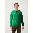 トミー ヒルフィガー メンズ パーカー スウェットシャツ アウター LOGO HOODY - Hoodie - olympic green