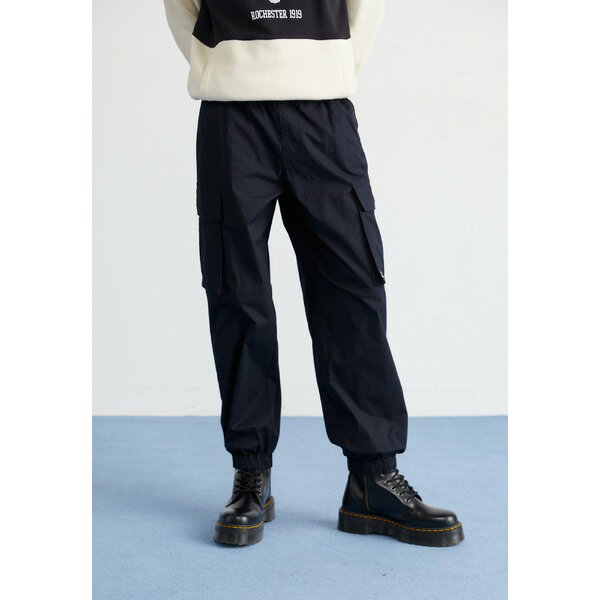 ԥ  奢ѥ ܥȥॹ BOOKSTORE PANT - Cargo trousers - black