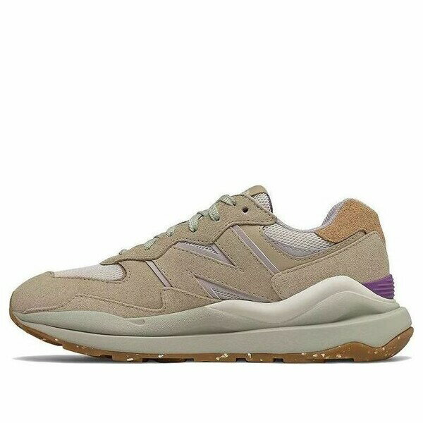 ■ブランド New Balance(ニューバランス)■商品名 (WMNS) New Balance 57/40 'Incense Sour Grape' W5740TB■色 Light Brown■サイズ サイズ US_8(25.0cm) ■表記の日本サイズは参考サイズとなります。実際のサイズとは前後する可能性がございます。 ■海外からお取り寄せ商品となりますので、お届けまで2週間〜3週間お時間頂いております。 ■返品・交換の対象外となっております。 ■店内全品【送料無料】です！（※沖縄・離島は別途送料3,300円がかかります） サイズ別価格表 (サイズをクリックして商品ページに飛んでください) サイズ 価格 US_W_5 30,800円 US_W_5.5 30,800円 US_W_7 70,800円 US_W_8 38,800円